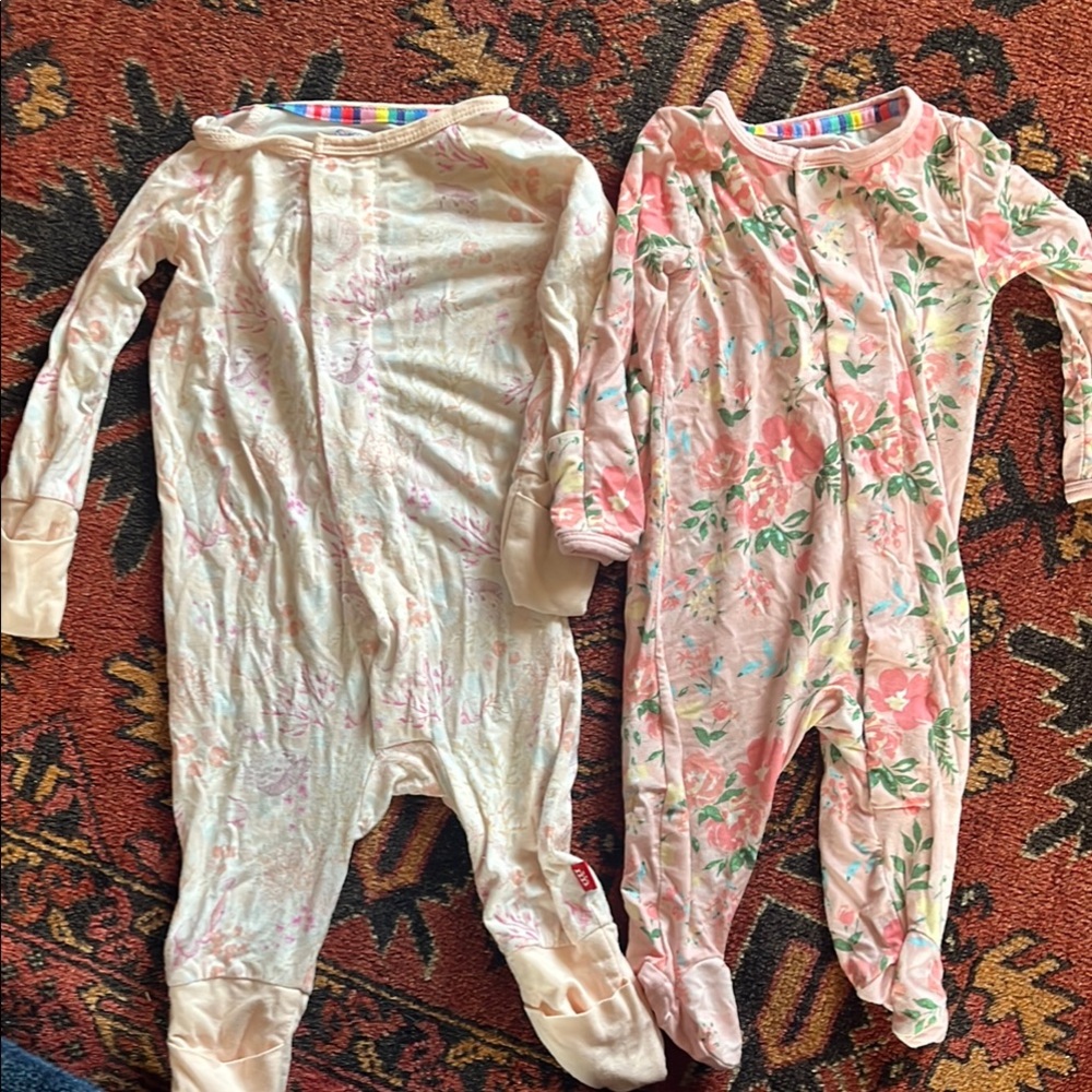 Magnetic Me lot Pink and Cream Kids Newborn and 0-3 mo Girls GUC